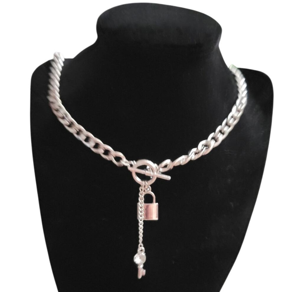 Chunky silver tone lock and key lariat y shape necklace